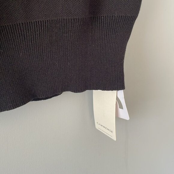 Black knit sleeveless sweater - Picture 4 of 4